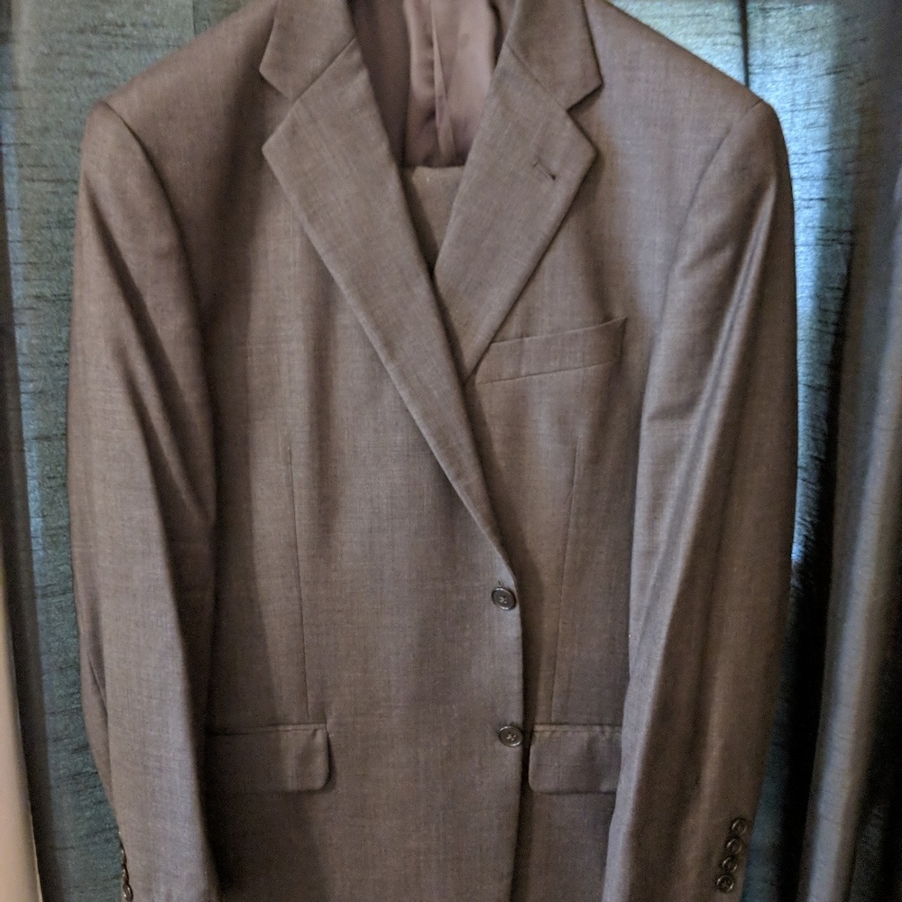 Joseph Abboud Charcoal Suit 44R
